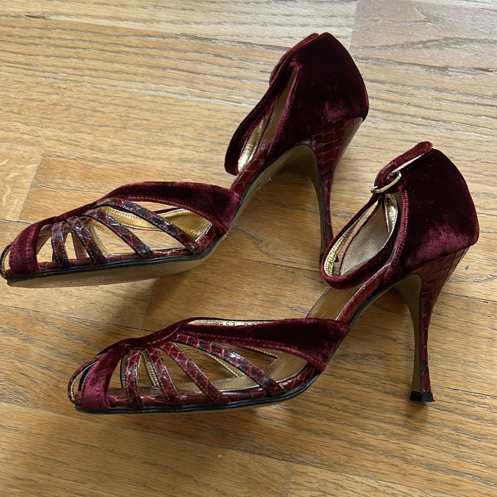 Dolce & Gabbana Velvet and Leather Burgundy Heels - Picture 3 of 9